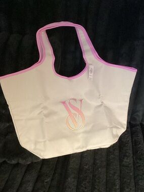 Victoria’s Secret NWT White & Pink Beach Tote - HOT!